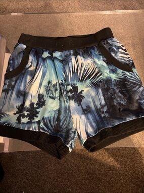 Source Unknown Blue Palm-Print Athletic Shorts with Black Trim